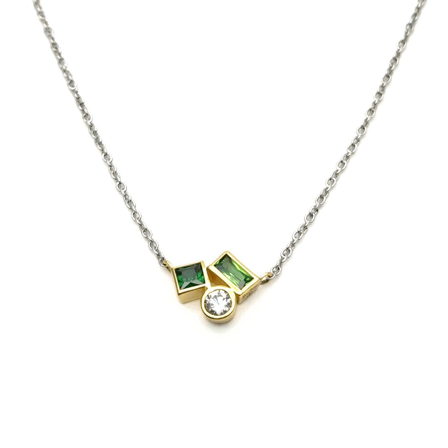 Yvette Ries Kette aus 925er Silber mit funkelndem Zirkonia – ein zartes Highlight für jeden Tag, erhältlich bei Bendixen-Braun, Deinem Juwelier für Schmuck in Augsburg.