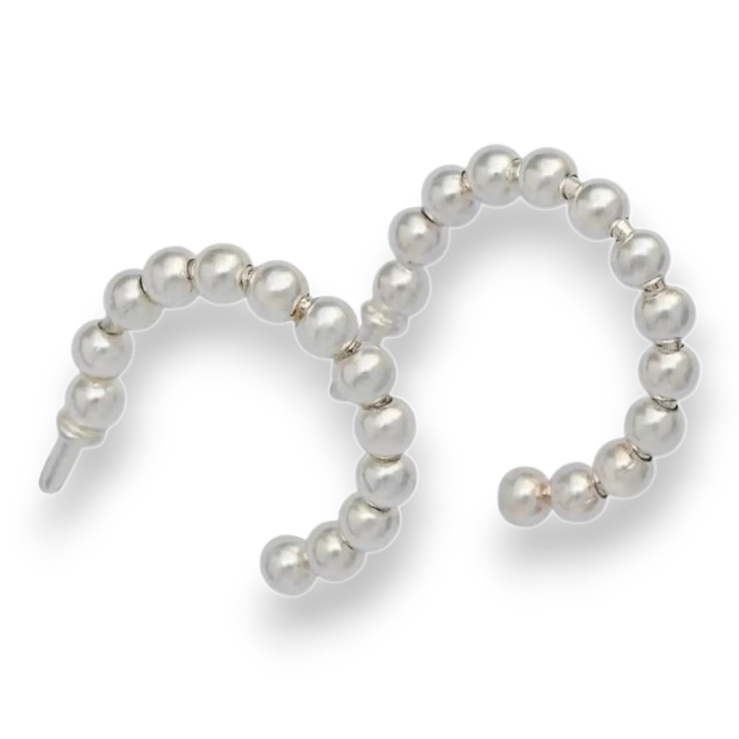 Manuela Carl Ohrstecker Silber rhodiniert mit filigranem Perlendetail. Eleganter Schmuck bei Bendixen-Braun – ideal für besondere Anlässe.