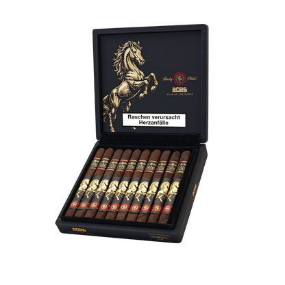 Bendixen-Braun Rocky Patel Year of the Horse 2026 Churchill Zigarren in edler schwarzer Holzbox mit Pferde-Motiv