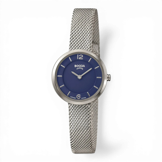 Boccia Damen-Quarzuhr mit blauem Zifferblatt und silbernem Milanese-Armband aus Titan. Elegante Damenuhr bei Bendixen-Braun erhältlich.