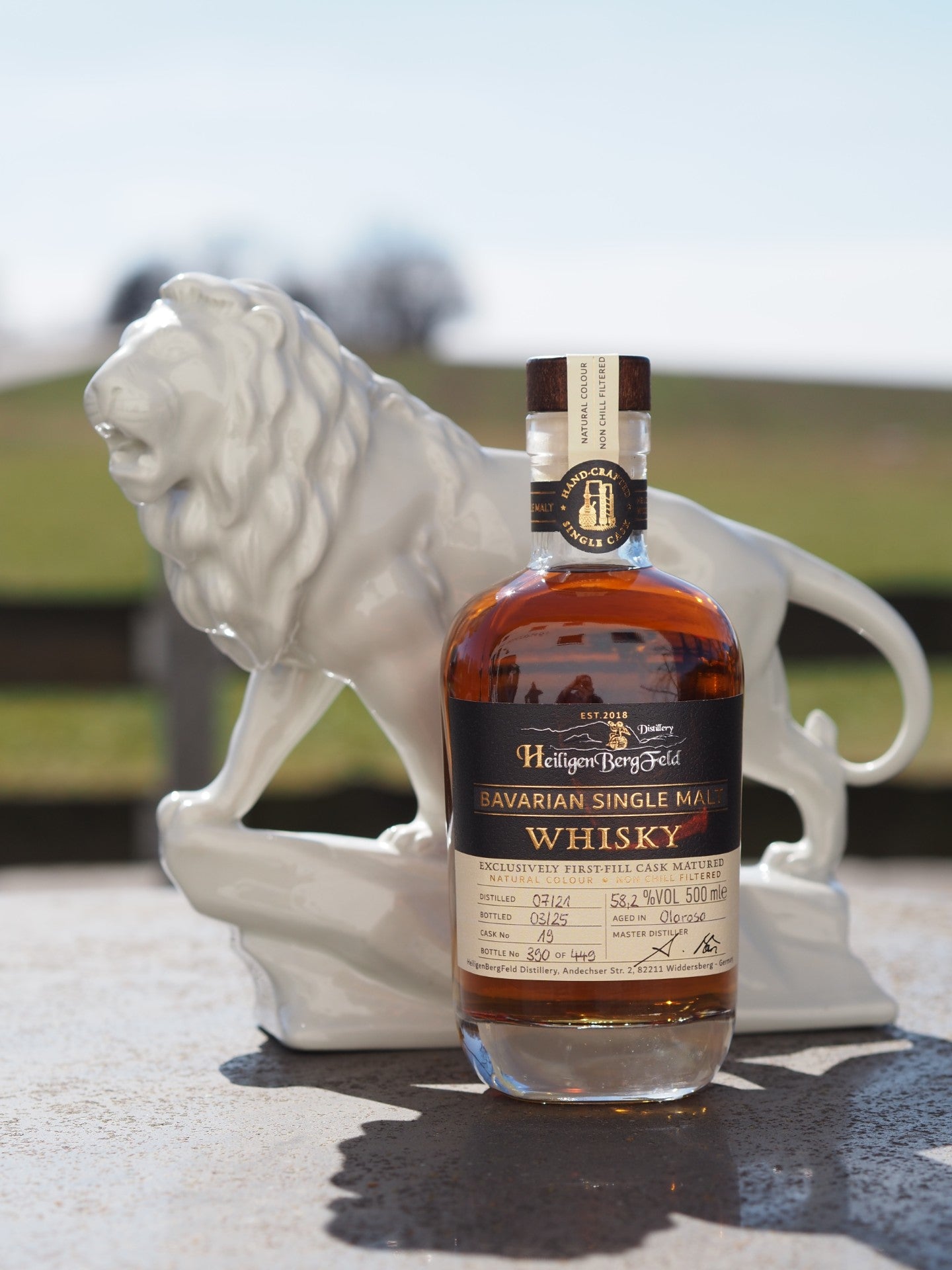 HeiligenBergFeld Bavarian Singlemalt Whisky Oloroso Draussen Bendixen-Braun – Dein Fachgeschäft für Spirituosen in Augsburg Whisky