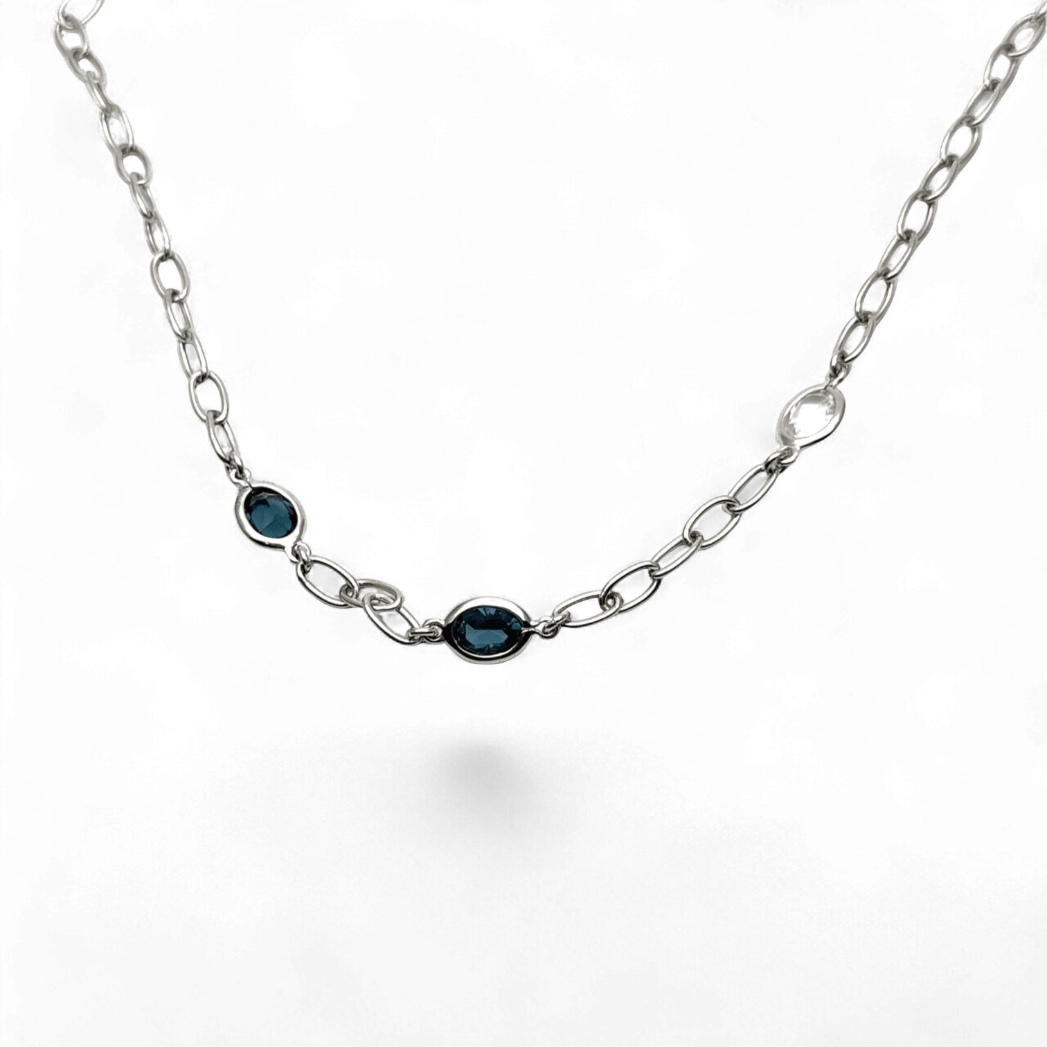 Yvette Ries Kette Silber rhodiniert mit Zirkonia Bendixen-Braun - Dein Juwelier Augsburg Schmuck