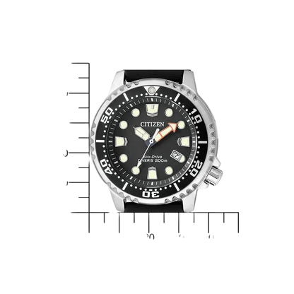 Citizen Herren-Solartaucheruhr Promaster Schwarz mit Maßangaben. Präzise Abmessungen für eine perfekte Passform am Handgelenk.