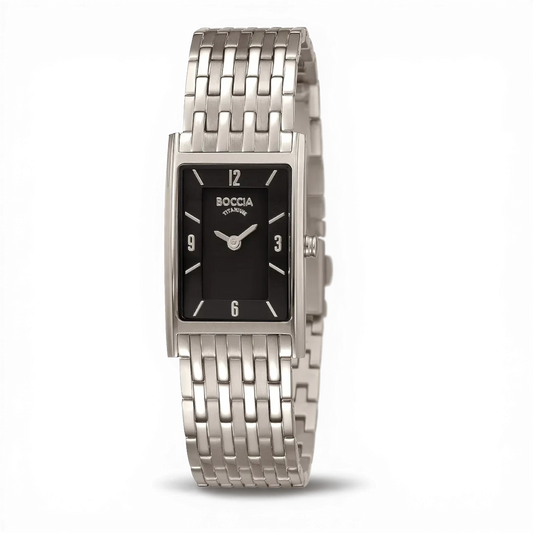 Boccia Titan Quarz Damenuhr rechteckig mit schwarzem Zifferblatt und silbernem Titanarmband. Elegante Uhr bei Bendixen-Braun erhältlich.
