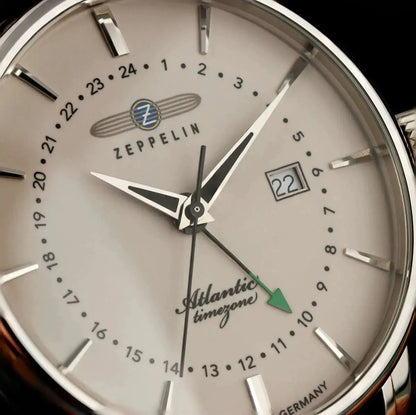 Zeppelin Herrenuhr-Quarz Beige mit Dual Time.